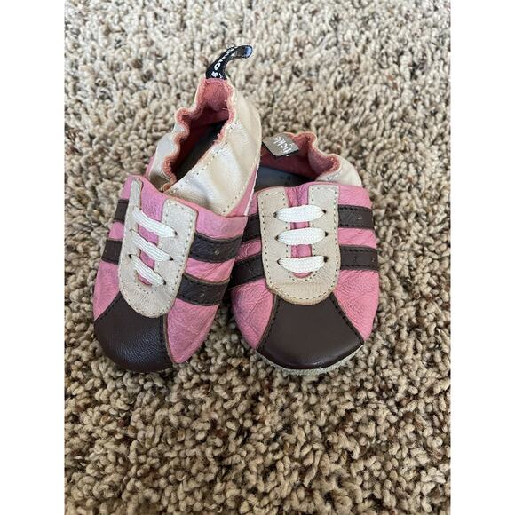 Tommy Tickle sz. 0-6 mo. soft baby shoes. Adorable - Picture 1 of 11